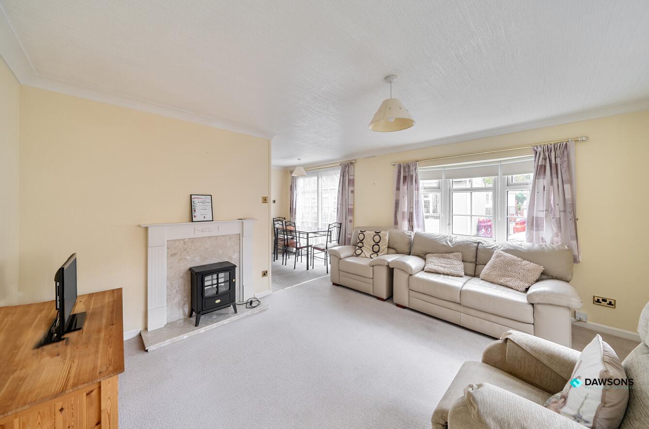 Mill Gardens, Blackpill, Swansea, SA3 5AY